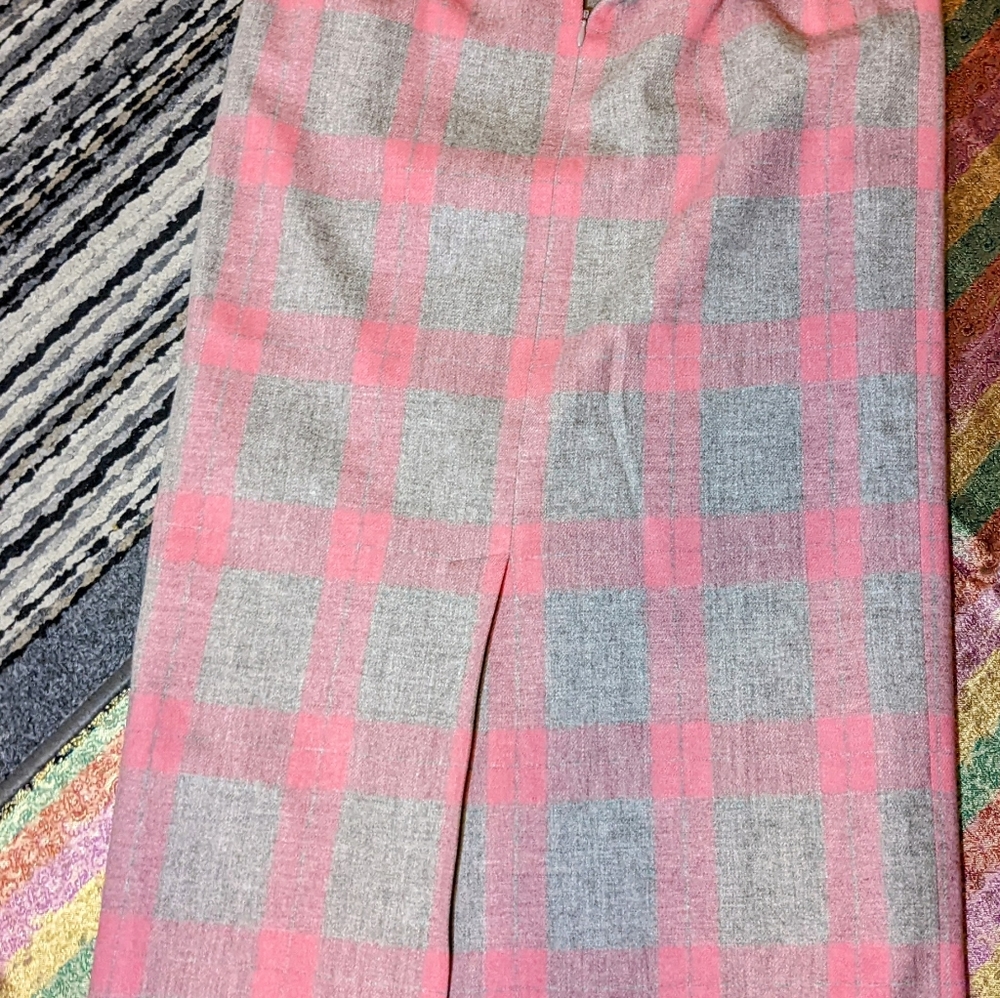 Pendleton - Picture 3 of 3